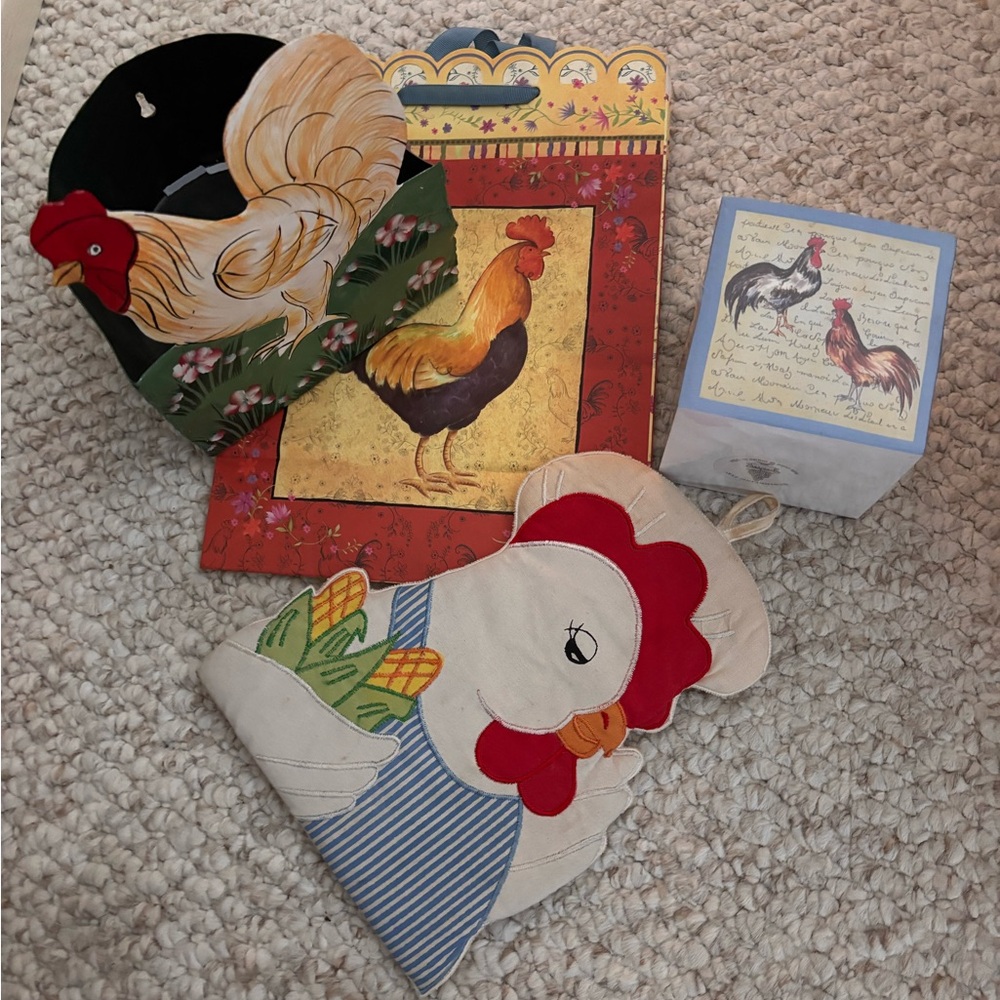 Rooster Kitchen Tin - Chicken Oven Mitt, Paper Cube, & Gift Bag
